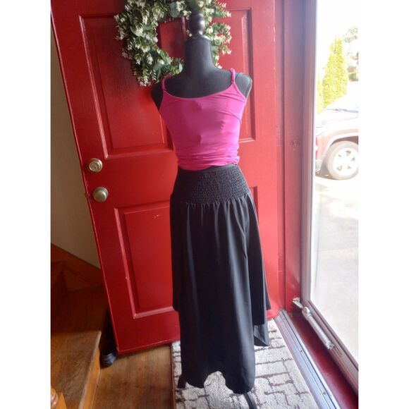 Black Elastic Waist Asymmetrical Skirt / Size Large / Gypsy - Picture 8 of 8